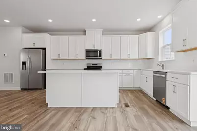 18 Anderson Drive, Bridgeport, PA 19405 - Photo 7