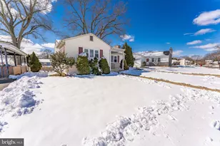 624 Woodland Dr, Pottstown, PA 19464 - Photo 3