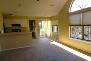 208 Foxmeadow Dr, Royersford, PA 19468 - Photo 5