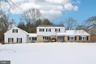 2028 Legat Ln, Harleysville, PA 19438 - Photo 5