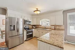 2028 Legat Ln, Harleysville, PA 19438 - Photo 15