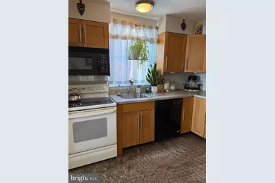 407 W Logan Street, Norristown, PA 19401 - Photo 5