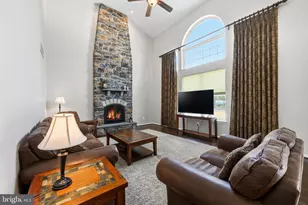 727 Sourwood Ln, Collegeville, PA 19426 - Photo 11