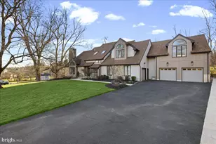 1426 Treetop Ln, Ambler, PA 19002 - Photo 5
