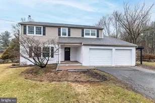 61 S Park Ave, Norristown, PA 19403 - Photo 5