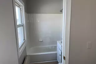 706 Chain St, Norristown, PA 19401 - Photo 11