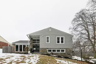 1304 Gainsboro Cir, Bala Cynwyd, PA 19004 - Photo 1