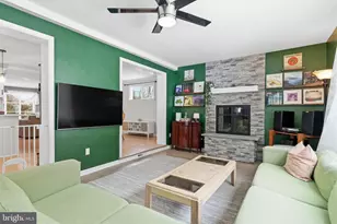 2325 Willow Brook Dr, Huntingdon Valley, PA 19006 - Photo 13