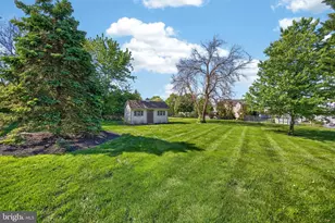 552 Longfellow Ln, Harleysville, PA 19438 - Photo 59