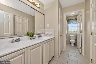 552 Longfellow Ln, Harleysville, PA 19438 - Photo 37