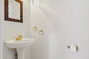 402 Jean Dr, King of Prussia, PA 19406 - Photo 7