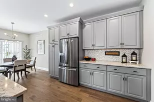 323 Ridgewood Dr, Royersford, PA 19468 - Photo 9