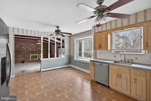 536 Lexington Ln, Norristown, PA 19403 - Photo 13