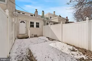 103 W 3rd St, Bridgeport, PA 19405 - Photo 23