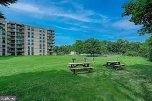 666 W Germantown Pike, Plymouth Meeting, PA 19462 - Photo 25