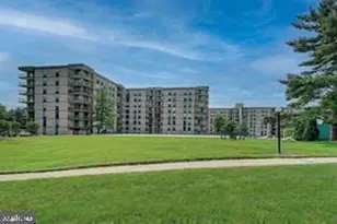 666 W Germantown Pike, Plymouth Meeting, PA 19462 - Photo 9