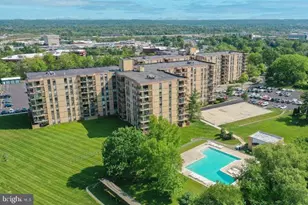 666 W Germantown Pike, Plymouth Meeting, PA 19462 - Photo 13