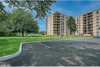 666 W Germantown Pike #1119, Plymouth Meeting, PA 19462 - Photo 13