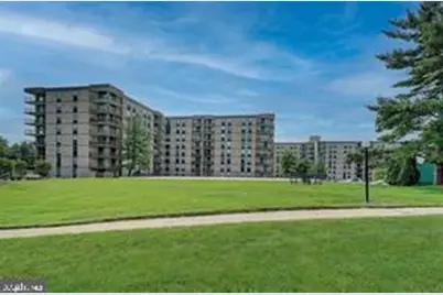 666 W Germantown Pike #1119, Plymouth Meeting, PA 19462 - Photo 17