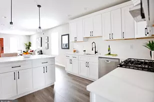 229 Warren St, Willow Grove, PA 19090 - Photo 11