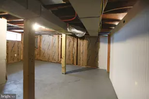 229 Warren St, Willow Grove, PA 19090 - Photo 23