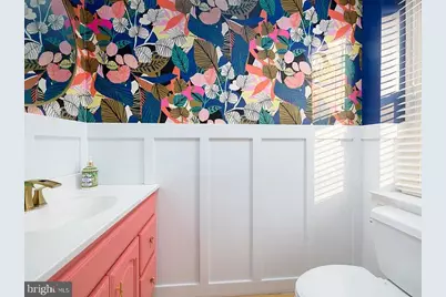 326 E 11th Avenue, Conshohocken, PA 19428 - Photo 7