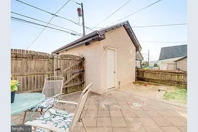 326 E 11th Avenue, Conshohocken, PA 19428 - Photo 17