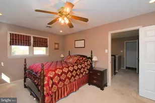 381 Courtland Ave, Harleysville, PA 19438 - Photo 29