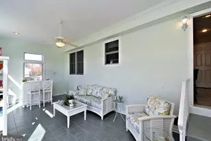 381 Courtland Ave, Harleysville, PA 19438 - Photo 17