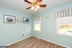 381 Courtland Ave, Harleysville, PA 19438 - Photo 21