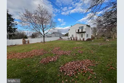 669 N Henderson Road, King of Prussia, PA 19406 - Photo 5