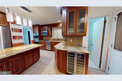 669 N Henderson Road, King of Prussia, PA 19406 - Photo 15