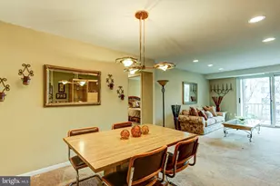 1655 Oakwood Dr, Penn Valley, PA 19072 - Photo 9