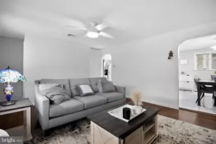 211 Spring Mt Rd, Schwenksville, PA 19473 - Photo 5