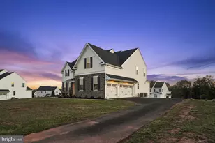 409 Longview Dr, Collegeville, PA 19426 - Photo 41