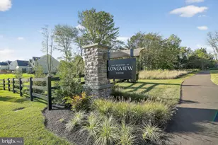 409 Longview Dr, Collegeville, PA 19426 - Photo 3