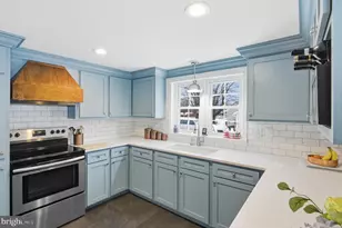 21 W Cherry Ln, Royersford, PA 19468 - Photo 5