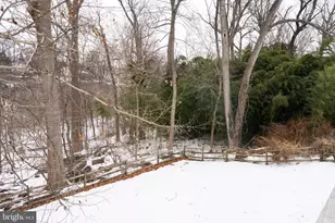 220 Balligomingo Rd, Conshohocken, PA 19428 - Photo 11