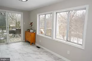 220 Balligomingo Rd, Conshohocken, PA 19428 - Photo 9