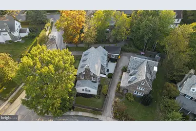 69 W Lodges Lane, Bala Cynwyd, PA 19004 - Photo 3