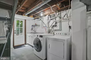2037 Harts Ln, Conshohocken, PA 19428 - Photo 43
