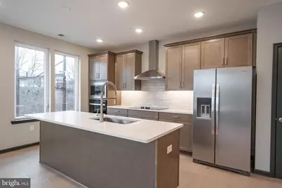 421 Washington Street #108 LEWIS, Conshohocken, PA 19428 - Photo 1