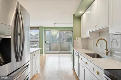 1001 City Avenue #E-403, Wynnewood, PA 19096 - Photo 9