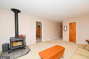 725 Mine Hill Rd, Schwenksville, PA 19473 - Photo 3