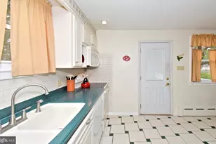 725 Mine Hill Rd, Schwenksville, PA 19473 - Photo 13