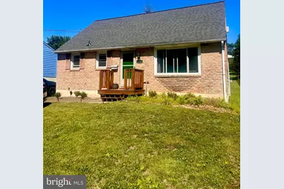 1013 Glasgow Street, Pottstown, PA 19464 - Photo 1