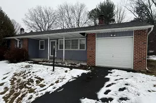 629 Conestoga Ln, Lansdale, PA 19446 - Photo 3