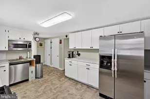 2355 Deep Creek Rd, Perkiomenville, PA 18074 - Photo 25