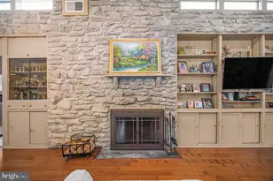 2409 Ashbourne Rd, Wyncote, PA 19095 - Photo 11