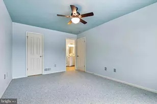 714 Foxmeadow Dr, Royersford, PA 19468 - Photo 11